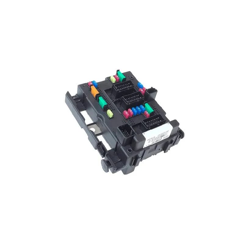 جعبه فیوز داخل کابین آریزو 8